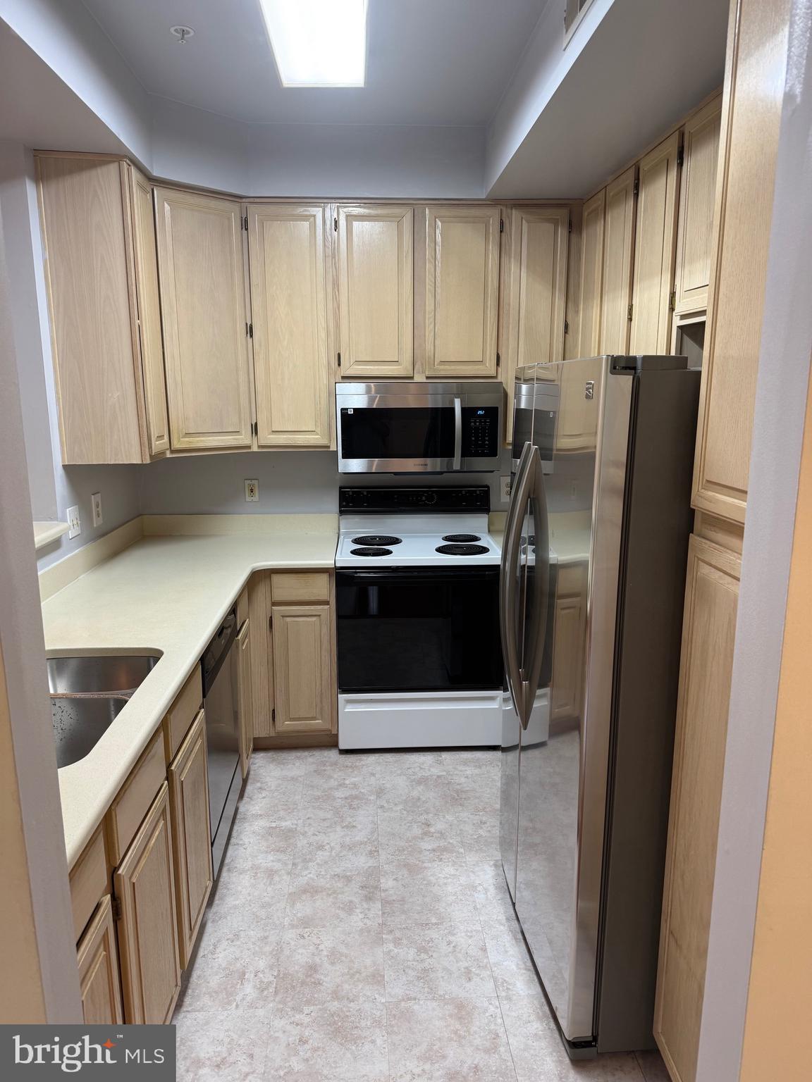 1348 Garden Wall Circle, Unit 513 Reston, VA 20194 - Photo 16 of 21