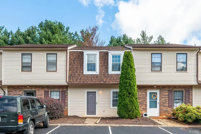 $139,900 | 8108 Timberlake Road, Unit 128, Lynchburg, VA 24502