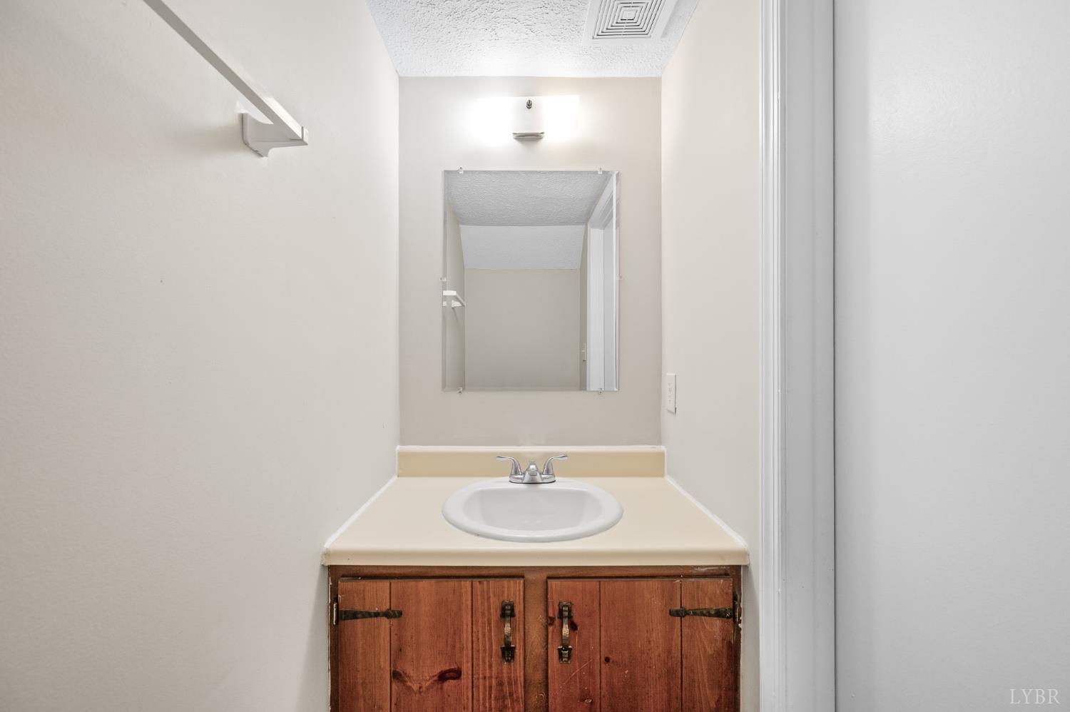 8108 Timberlake Road, Unit 128 Lynchburg, VA 24502 - Photo 11 of 22