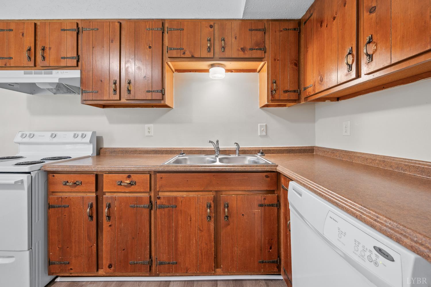 8108 Timberlake Road, Unit 128 Lynchburg, VA 24502 - Photo 12 of 22 Gallery Image 12