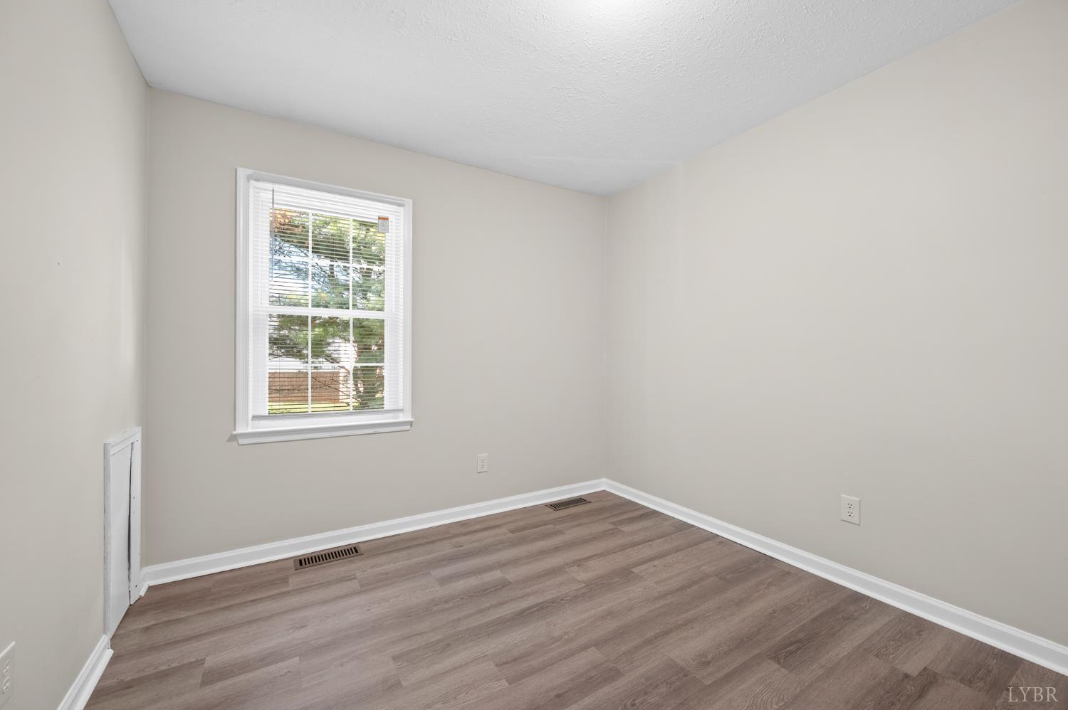 8108 Timberlake Road, Unit 128 Lynchburg, VA 24502 - Photo 4 of 22 Gallery Image 4
