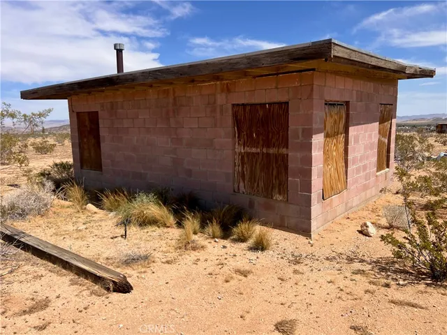 $75,000 | 56172 Cone Boulevard, Landers, CA 92285