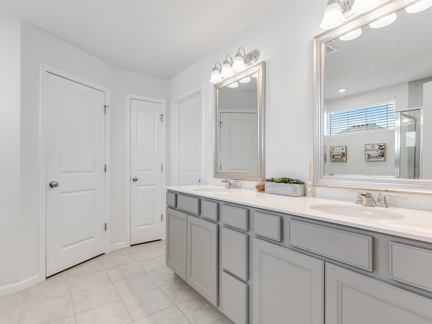 2552 Weatherbee Lane Naperville, IL 60563 - Photo 23 of 43