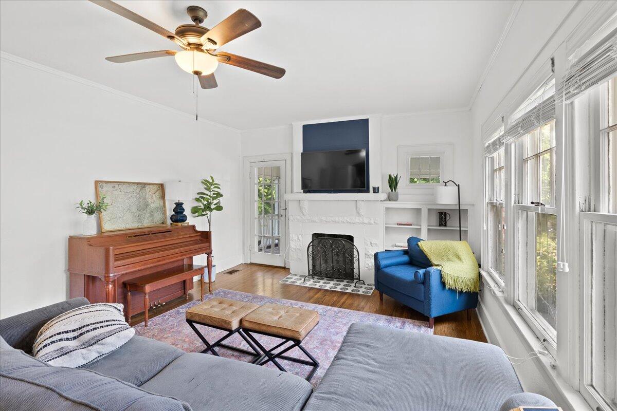 907 South Crest Road Chattanooga, TN 37404 - Photo 7 of 53 07-907 S Crest Rd-7