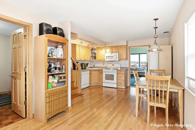 $185,000 | 5106 West Westshore Drive, McHenry, IL 60050