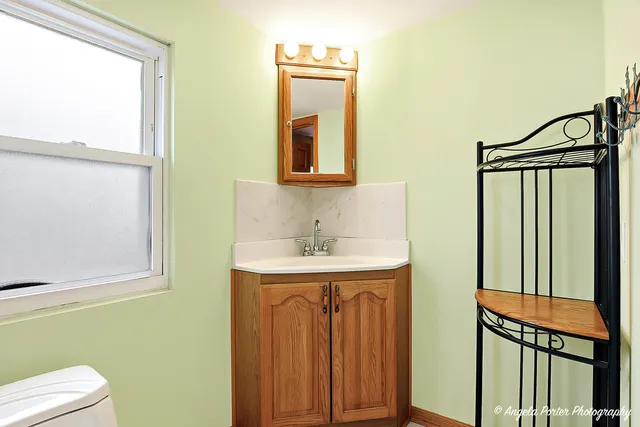 $185,000 | 5106 West Westshore Drive, McHenry, IL 60050