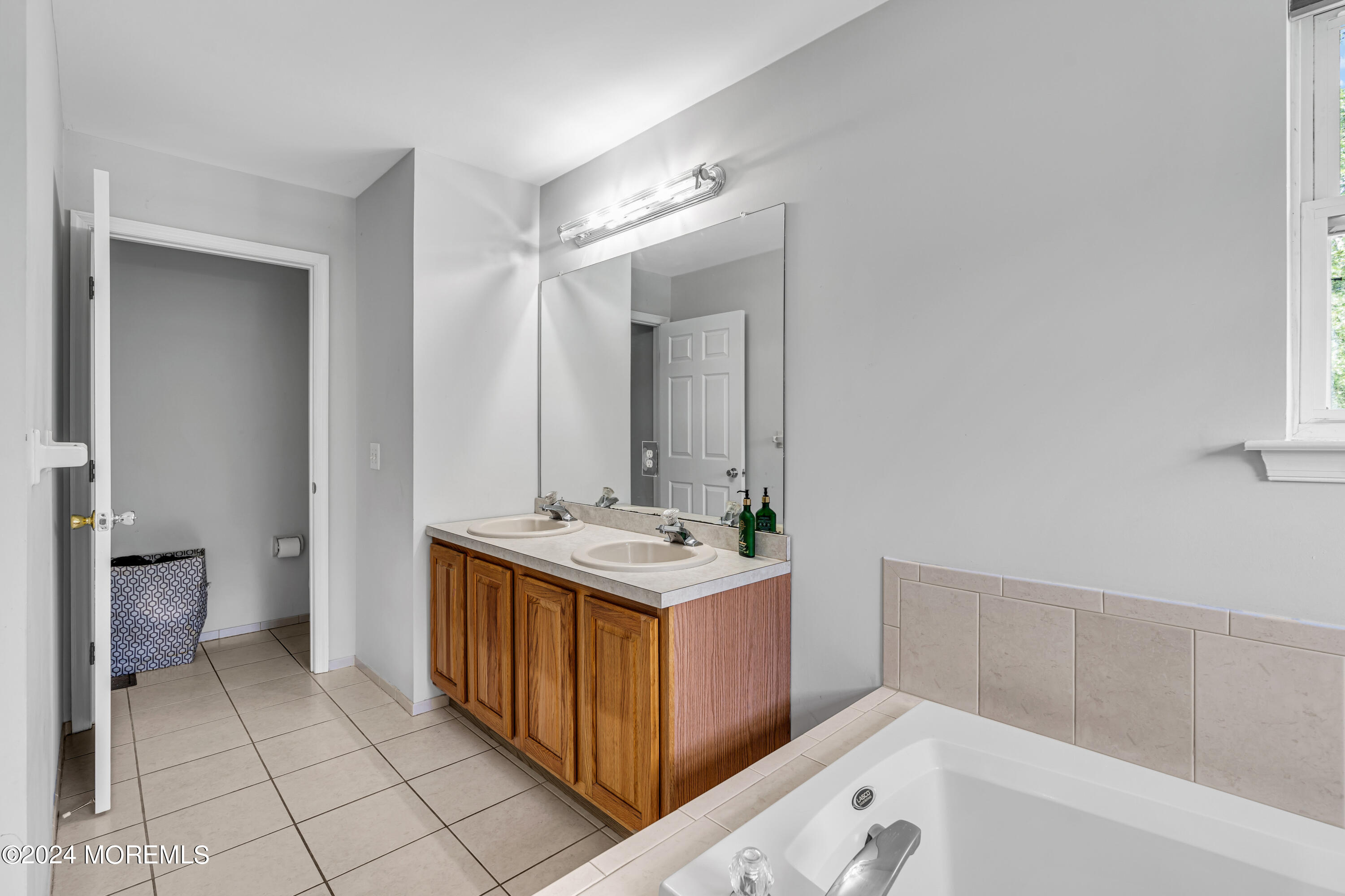 118 Ely Harmony Road Freehold, NJ 07728 - Photo 38 of 49 042_dsc08282_108