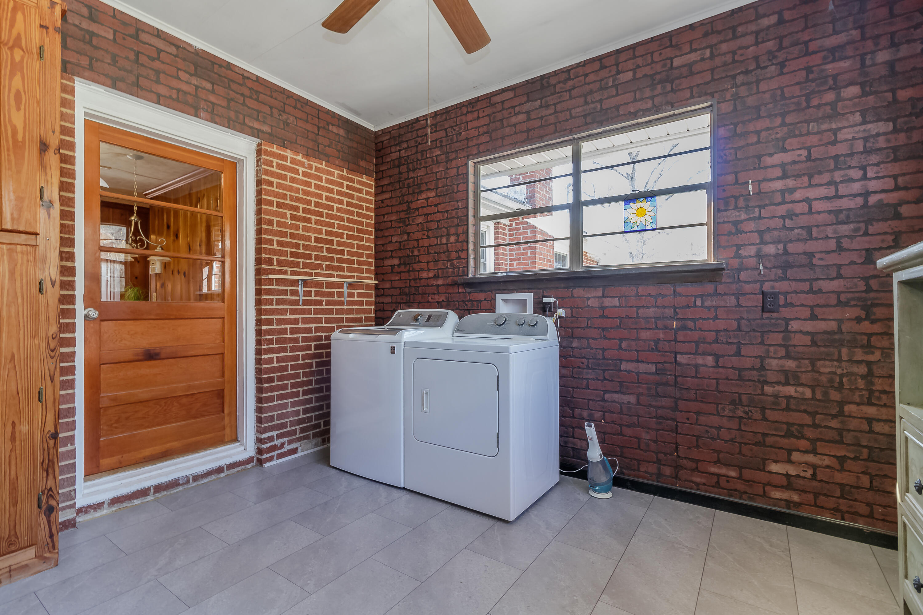 144 Hays Hollow Road Flintstone, GA 30725 - Photo 40 of 68 Laundry Room 1