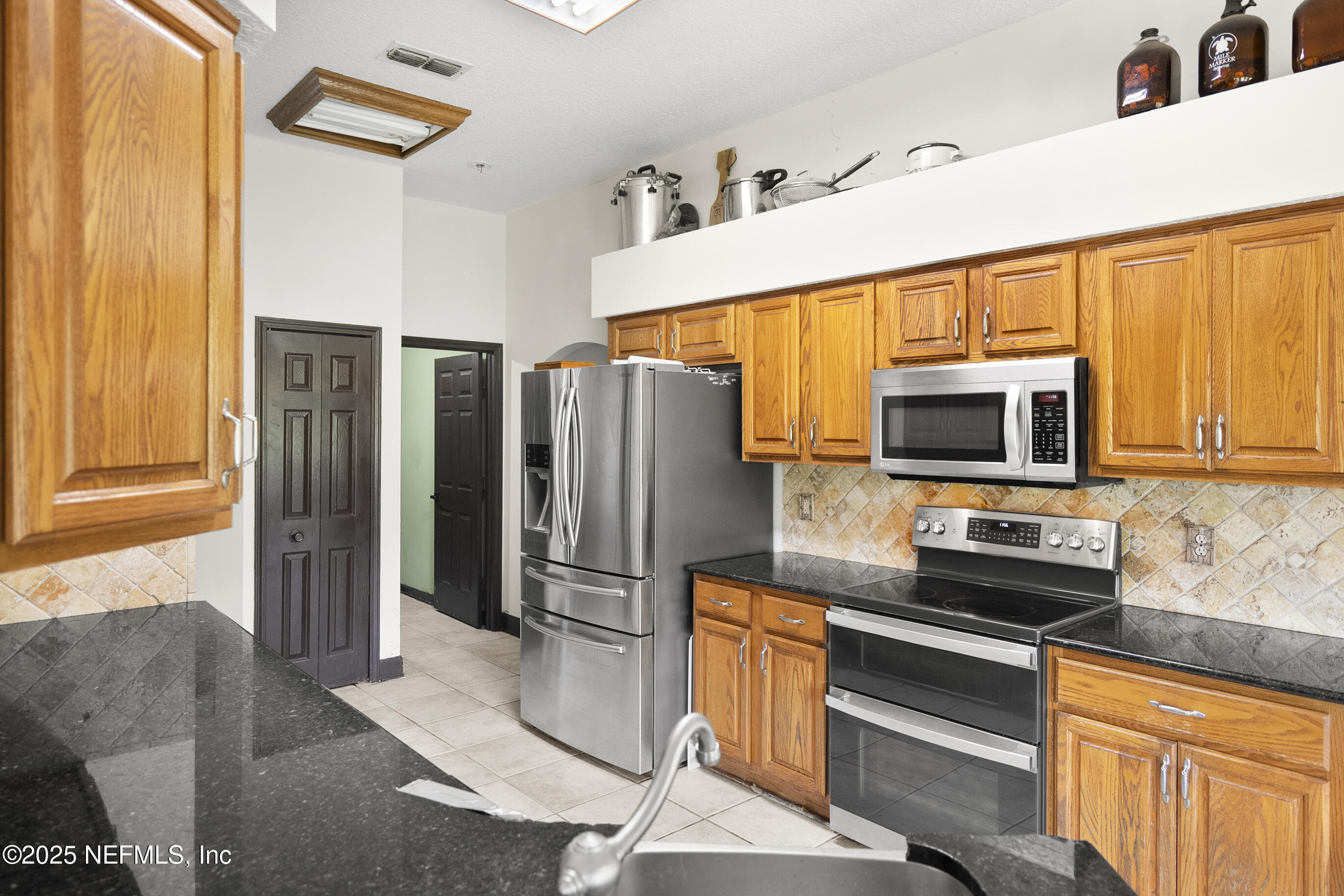 7195 Jones Road Jacksonville, FL 32219 - Photo 8 of 28 11-DSC03372