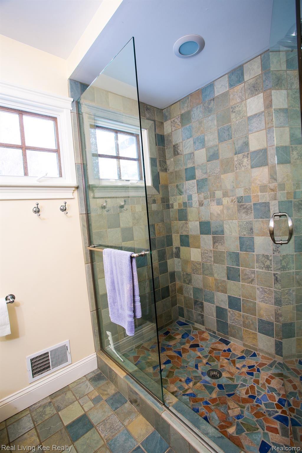 6654 Lakeshore Road North Palms, MI 48465 - Photo 27 of 74 EaglesNest027 (1).jpg
