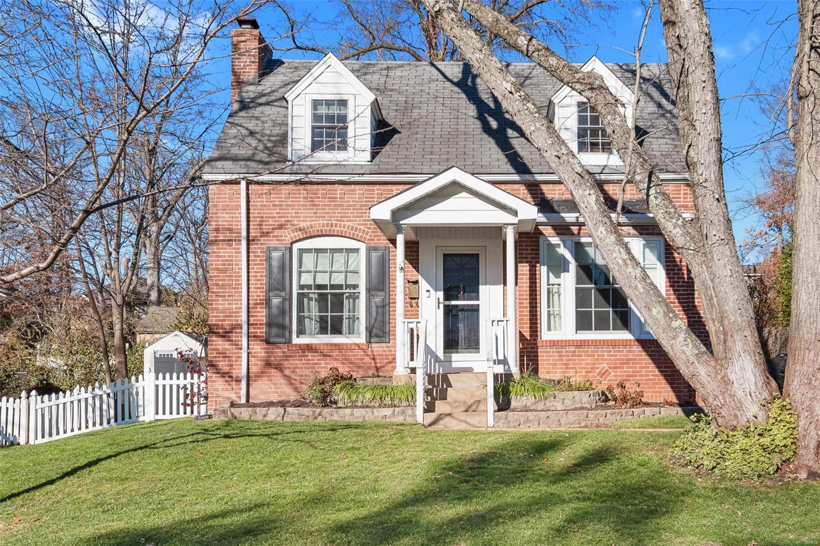 941 Hawbrook Road St. Louis, MO 63122 - Photo 1 of 51