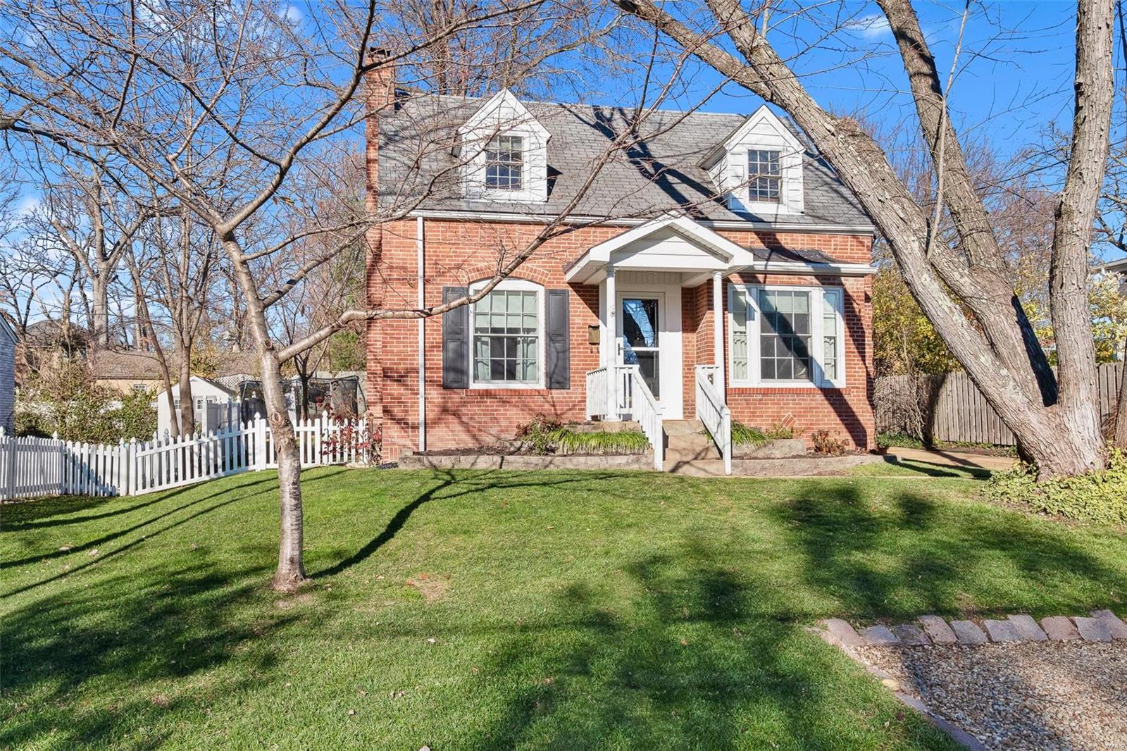 941 Hawbrook Road St. Louis, MO 63122 - Photo 2 of 51