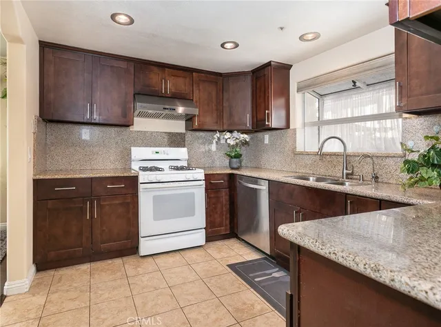 $699,000 | 1097 Marguerita Avenue, Unit D, Alhambra, CA 91803