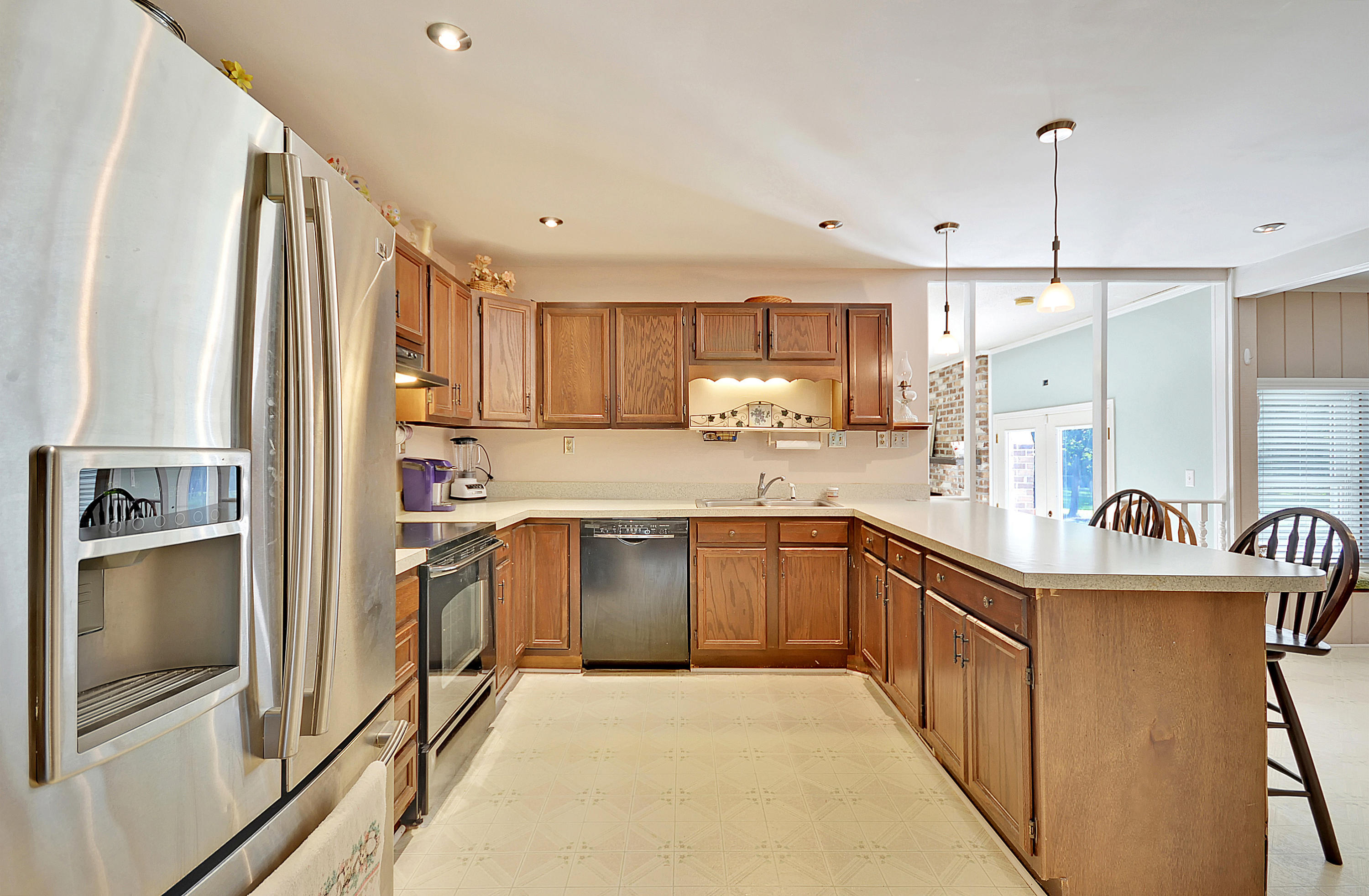 418 Beltline Road Summerville, SC 29486 - Photo 5 of 22 DSC_0169_DSC_0175 copy
