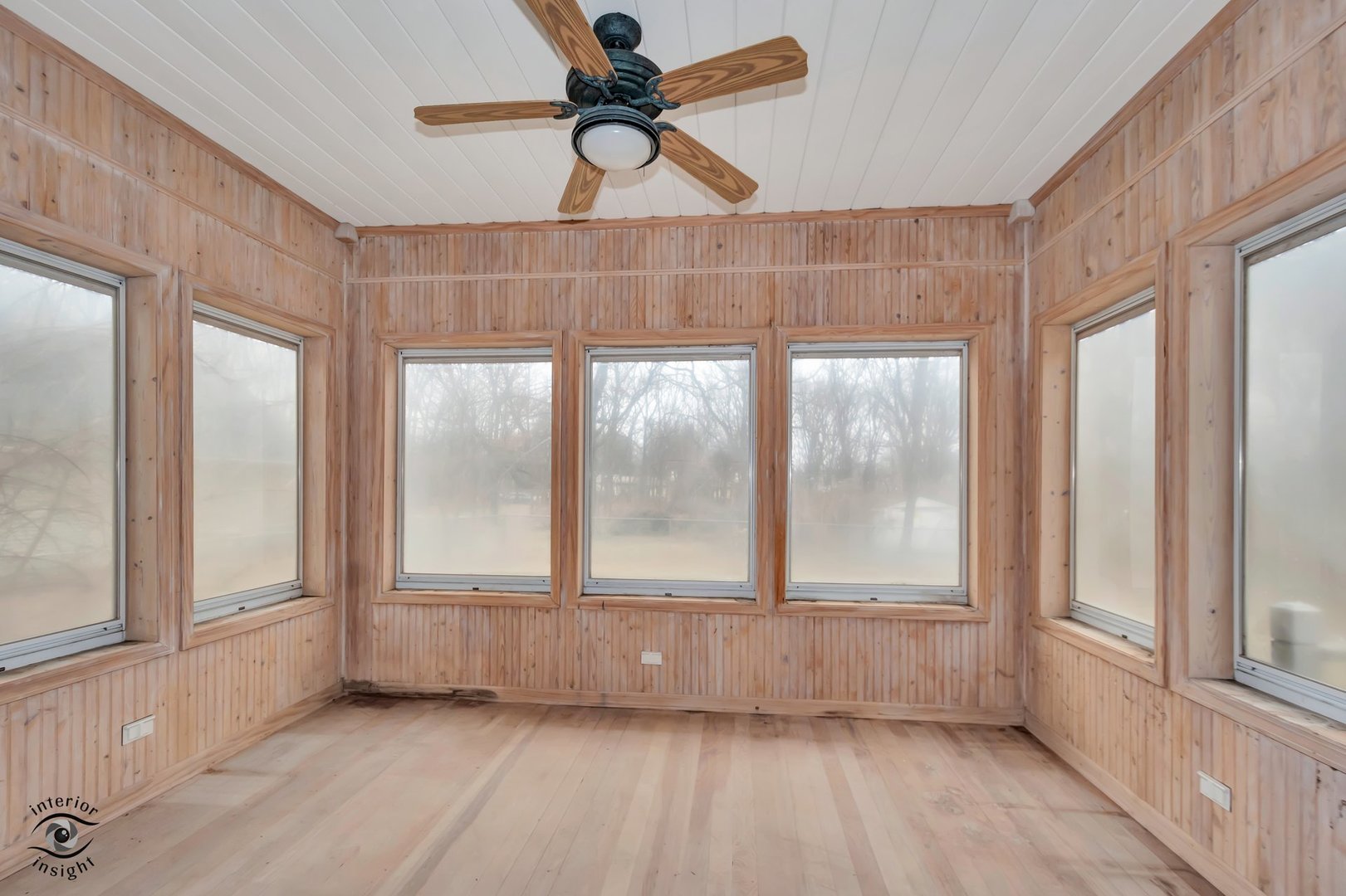 910 Oldfield Road Downers Grove, IL 60516 - Photo 11 of 41