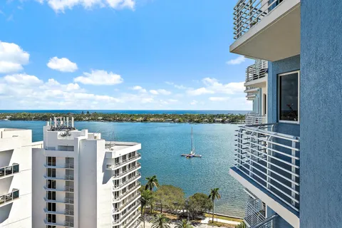 $619,000 | 1551 North Flagler Drive, Unit PH L7, West Palm Beach, FL 33401