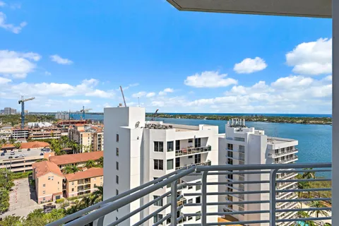 $619,000 | 1551 North Flagler Drive, Unit PH L7, West Palm Beach, FL 33401