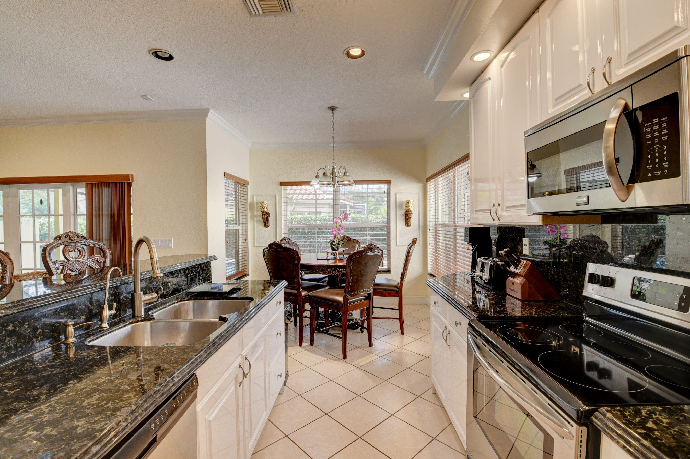 10885 La Salinas Circle Boca Raton, FL 33428 - Photo 12 of 111 DSC_7765_6_7_8_9