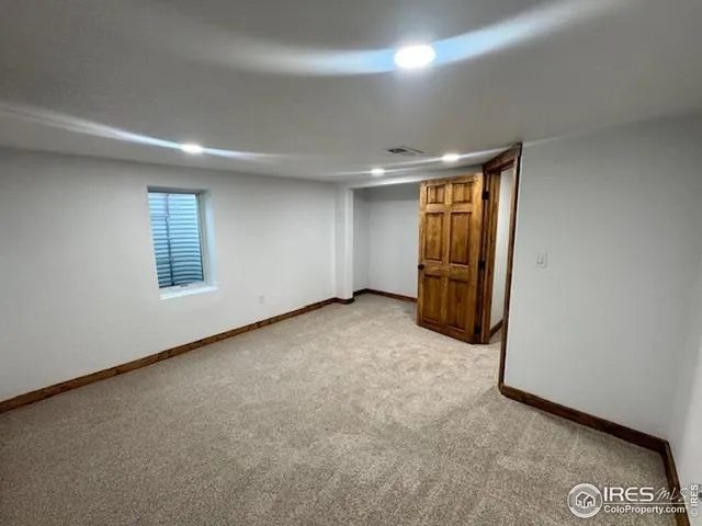 a view of a livingroom with an empty space