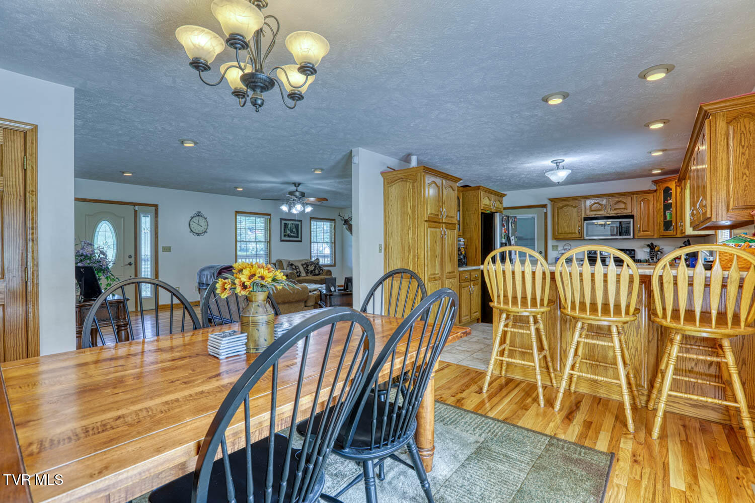 293 Lee Valley Road Whitesburg, TN 37891 - Photo 74 of 145 Inside main house.