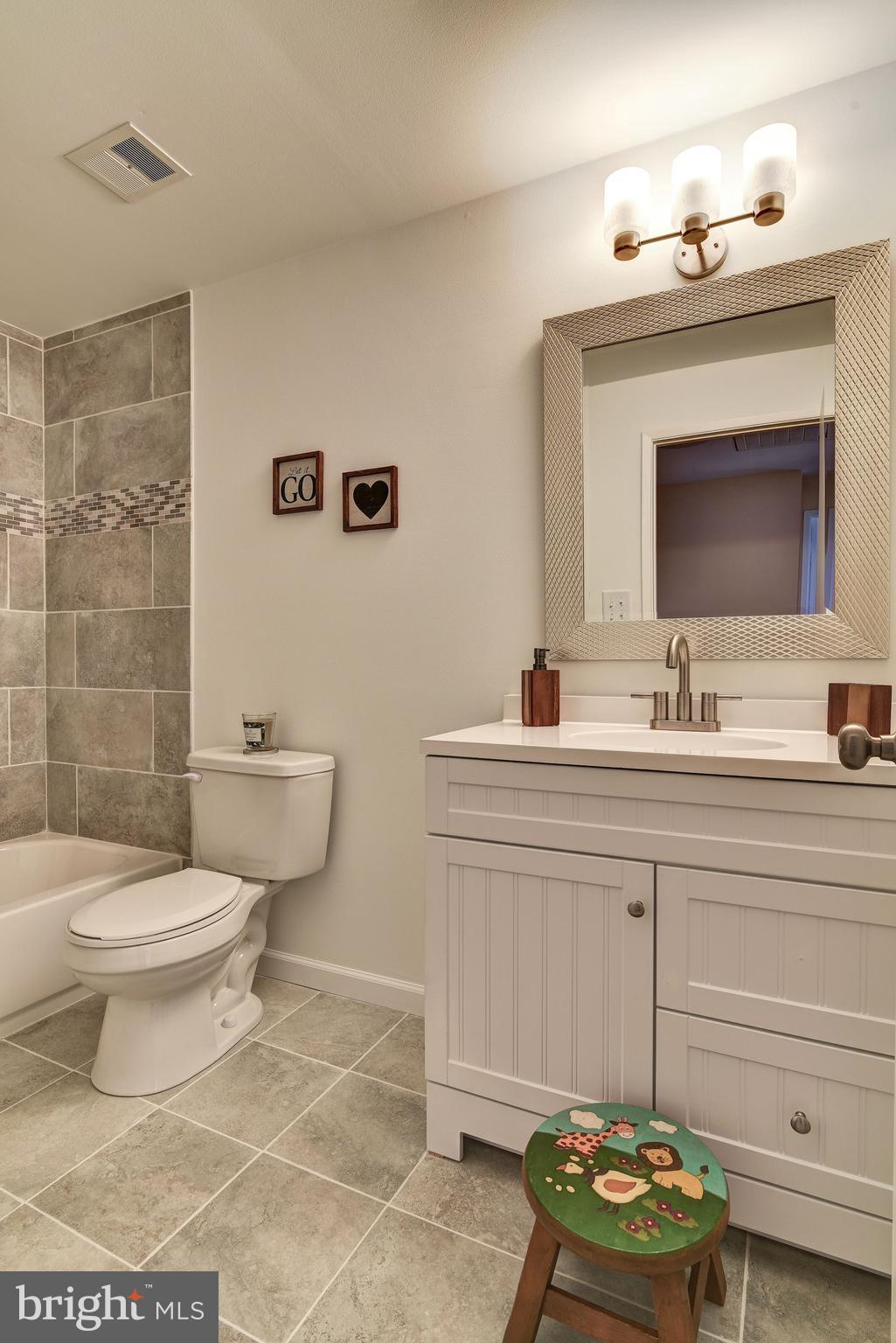 9785 Early Spring Way Columbia, MD 21046 - Photo 23 of 30 Bath