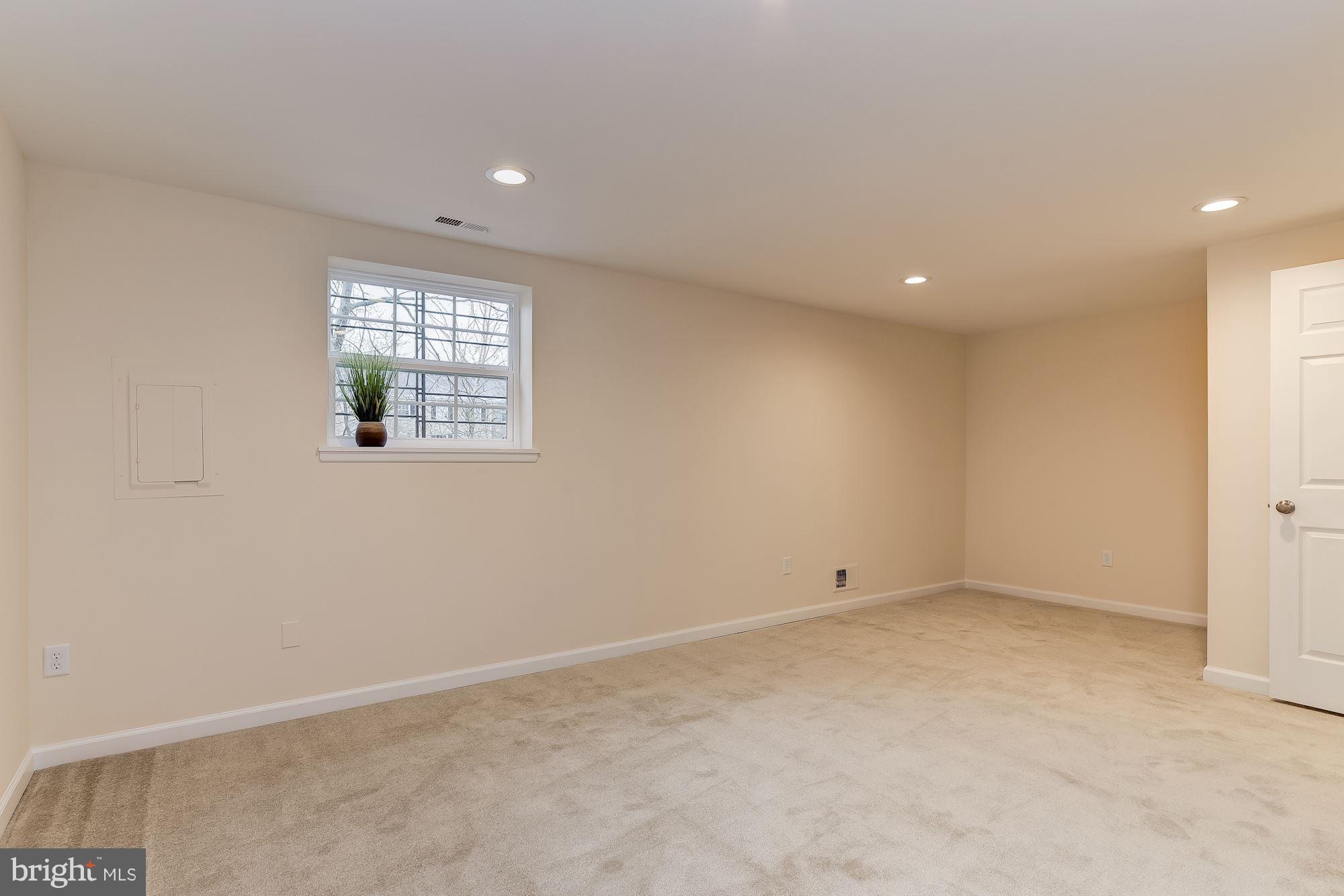 9785 Early Spring Way Columbia, MD 21046 - Photo 24 of 30 Bedroom