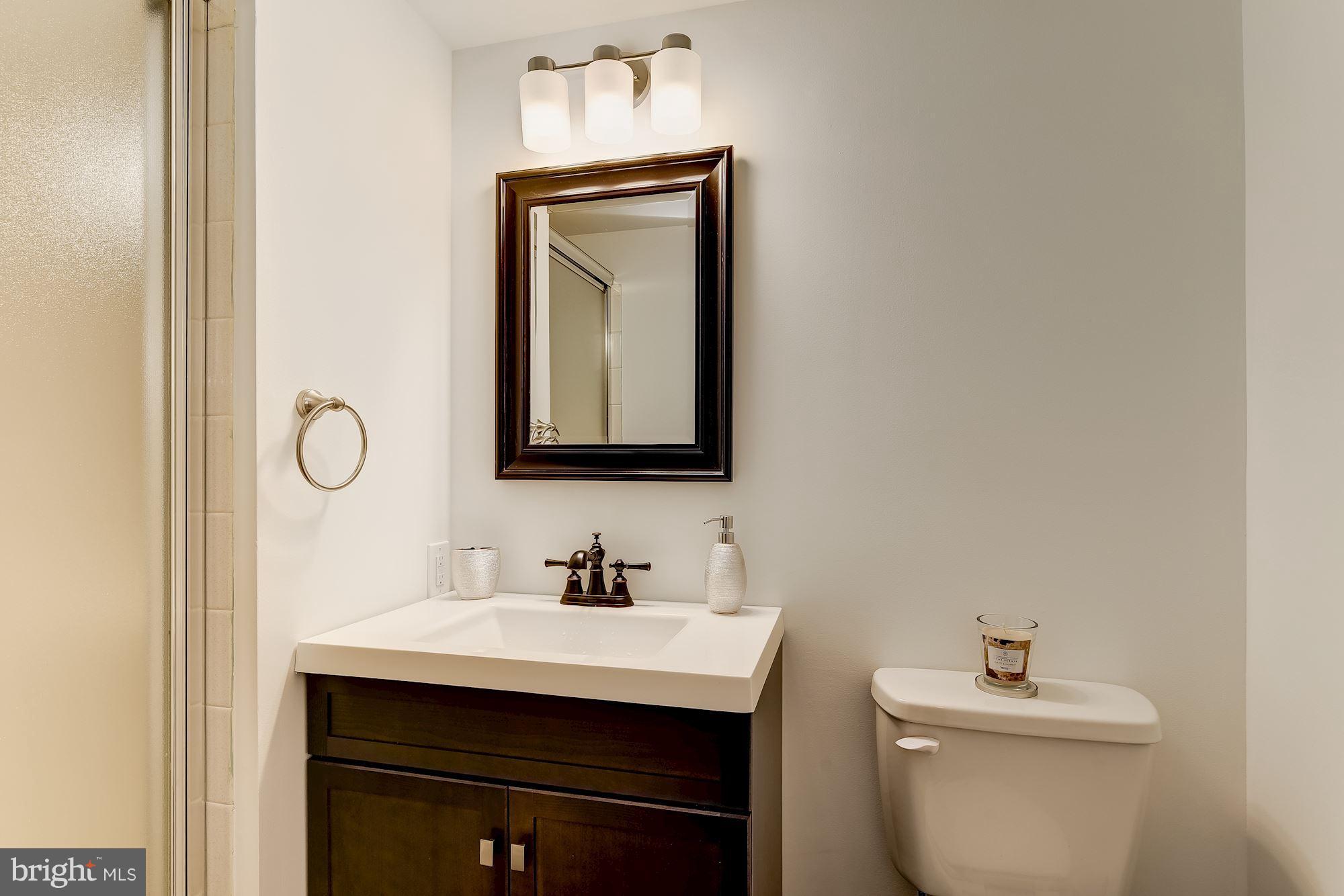 9785 Early Spring Way Columbia, MD 21046 - Photo 27 of 30 Bath