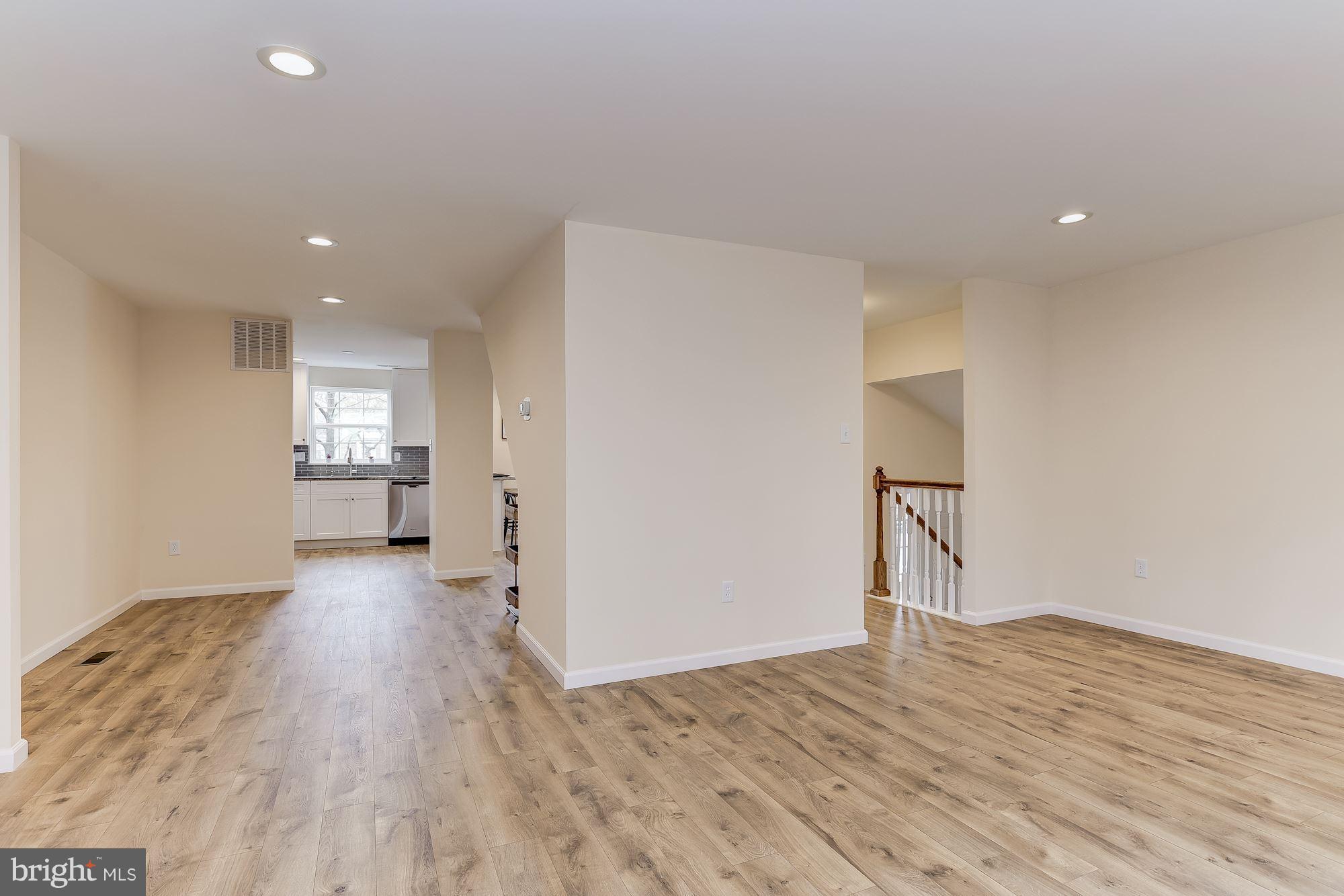 9785 Early Spring Way Columbia, MD 21046 - Photo 10 of 30 Family Room
