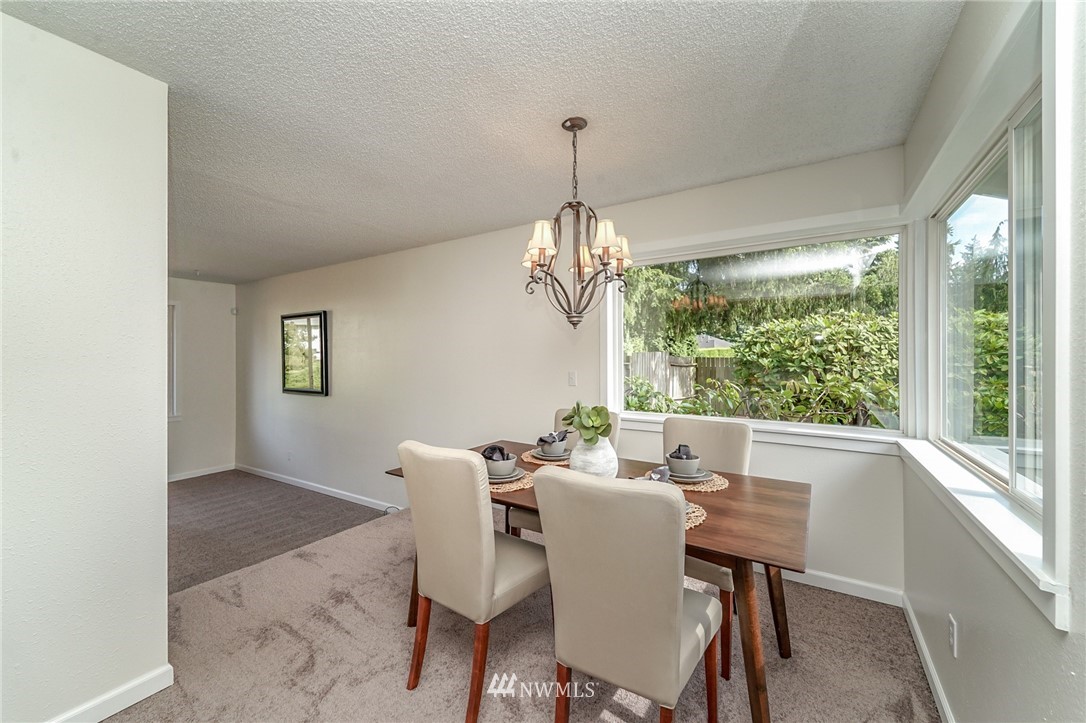 18418 129th Place Southeast Renton, WA 98058 - Photo 11 of 40 Gallery Image 11
