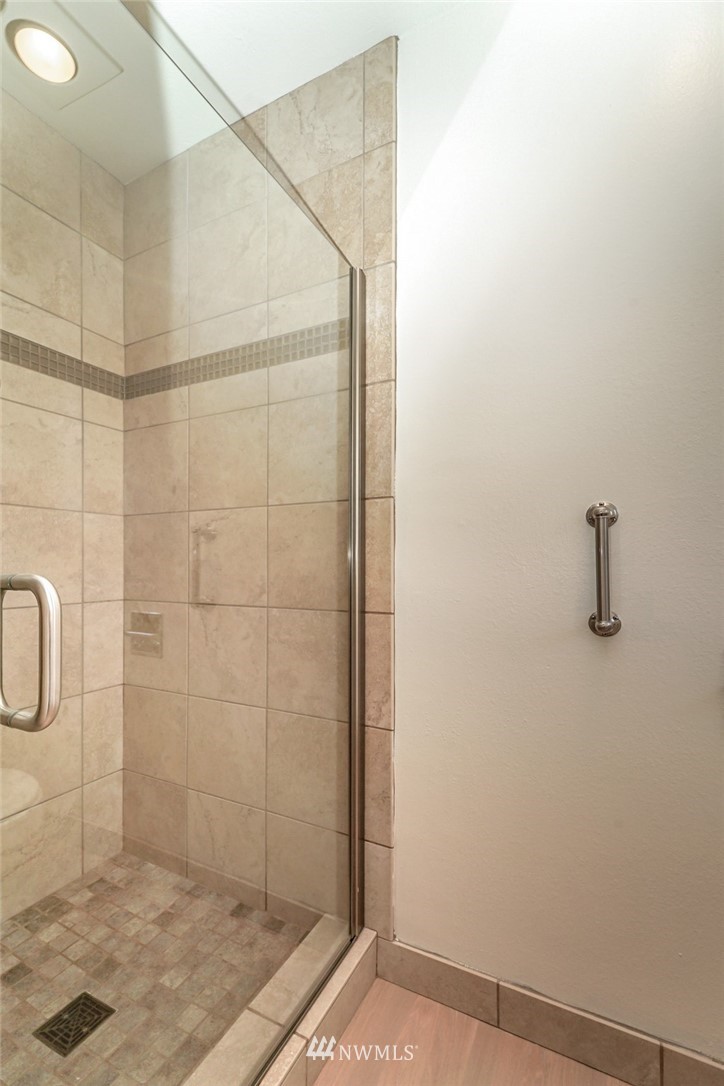 18418 129th Place Southeast Renton, WA 98058 - Photo 35 of 40 Gallery Image 35