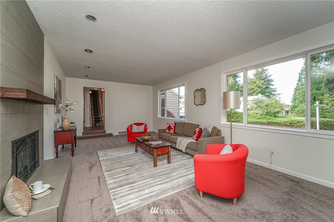 18418 129th Place Southeast Renton, WA 98058 - Photo 8 of 40 Gallery Image 8