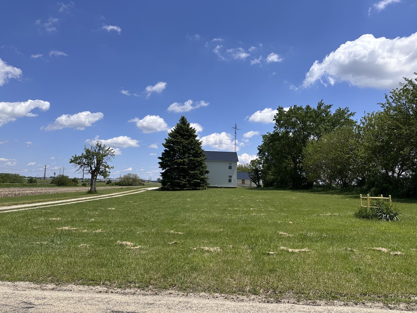 2452 East 350th Road Oglesby, IL 61348 - Photo 5 of 27