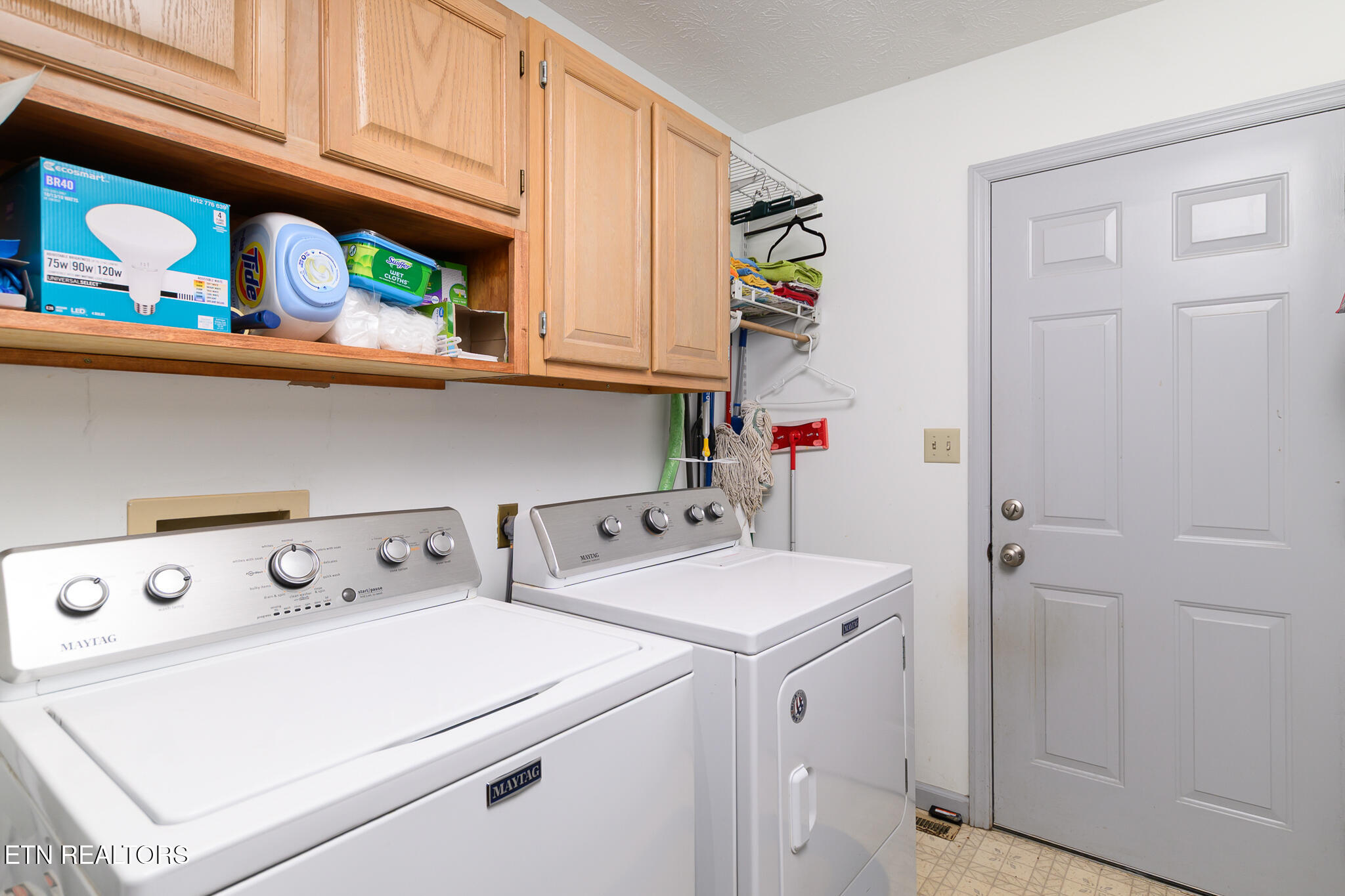 227 Lone Ridge Lane Clinton, TN 37716 - Photo 18 of 58 Utility Room
