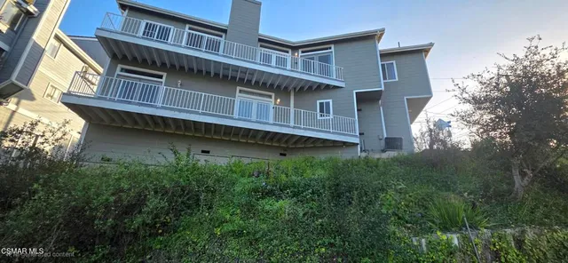 $1,299,999 | 1988 Lookout Drive, Agoura Hills, CA 91301