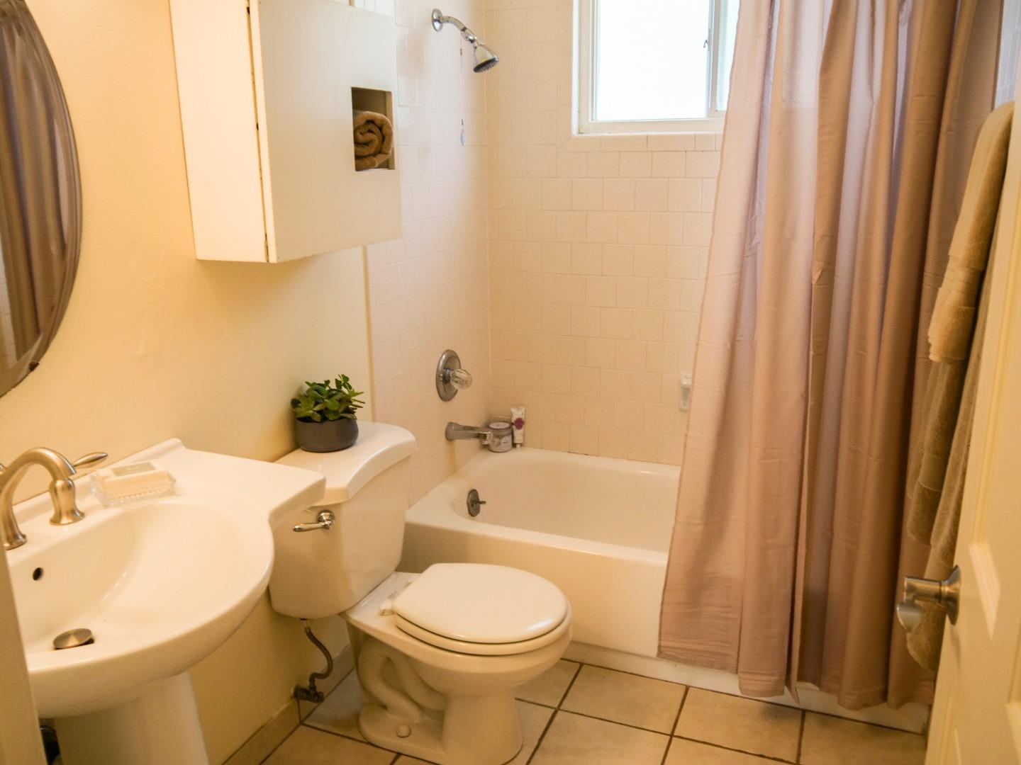 105 Routier Street Santa Cruz, CA 95060 - Photo 16 of 26 Gallery Image 16