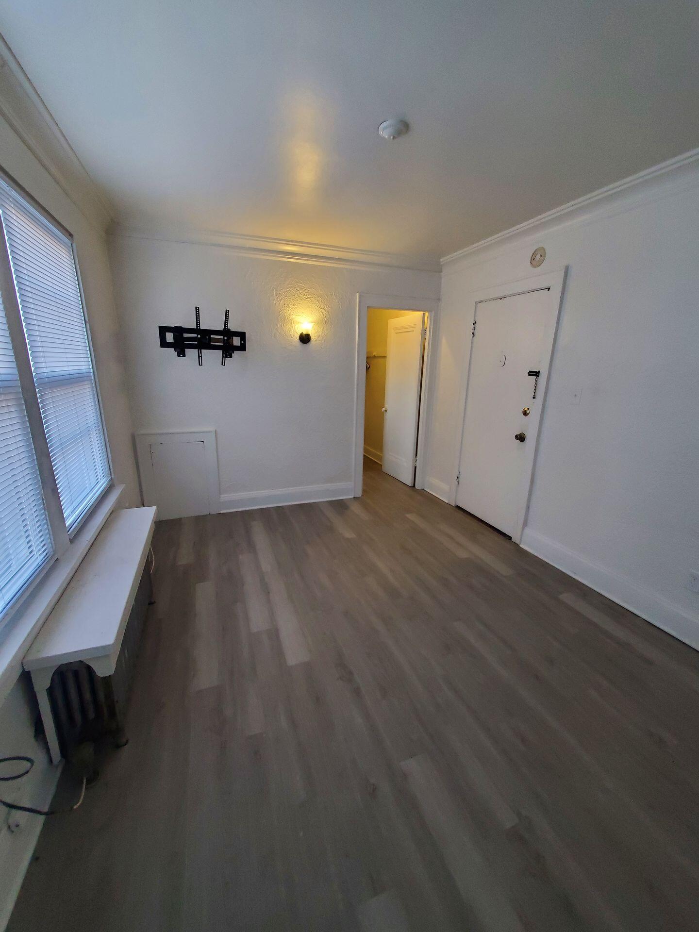 614 6th Street Racine, WI 53403 - Photo 14 of 63 Unit 9 614 6th St 8