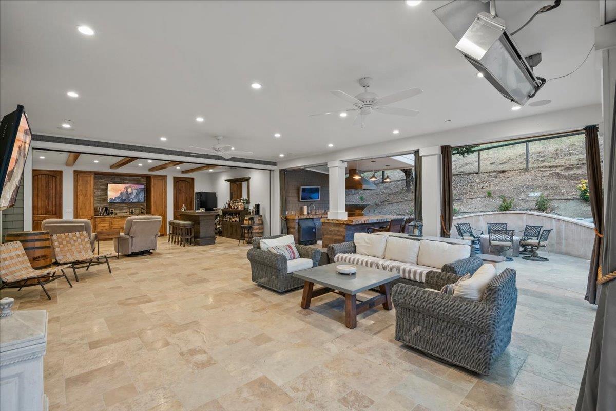 14411 Shannon Road Los Gatos, CA 95032 - Photo 42 of 138
