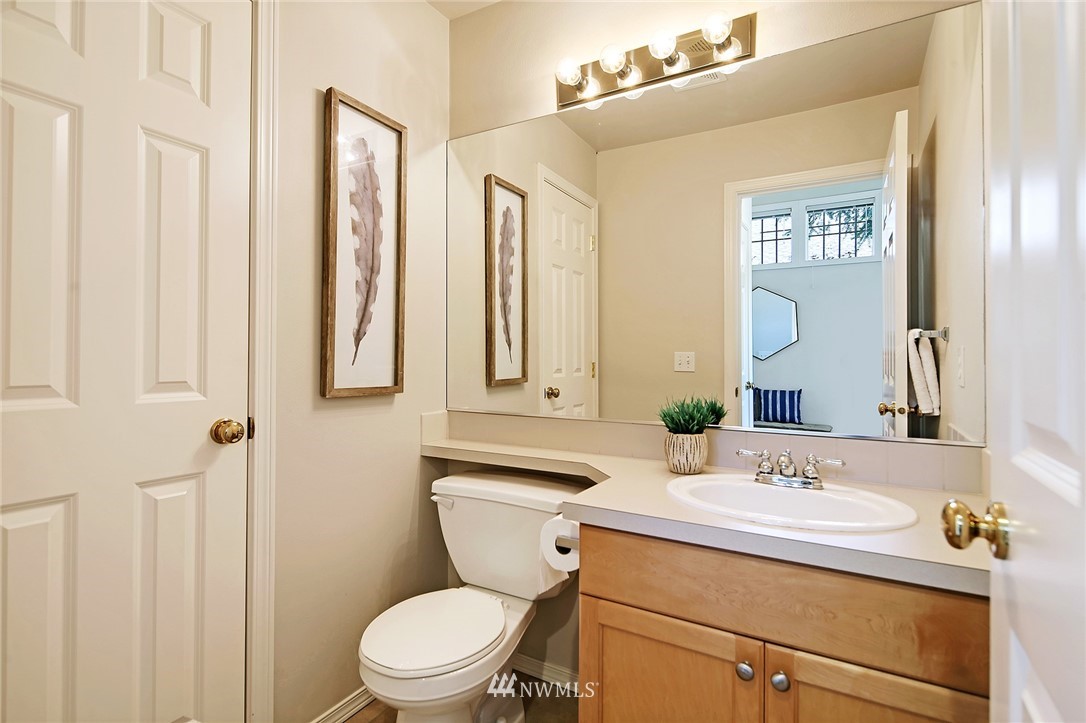 583 Elma Avenue Northeast Renton, WA 98059 - Photo 19 of 24 Gallery Image 19
