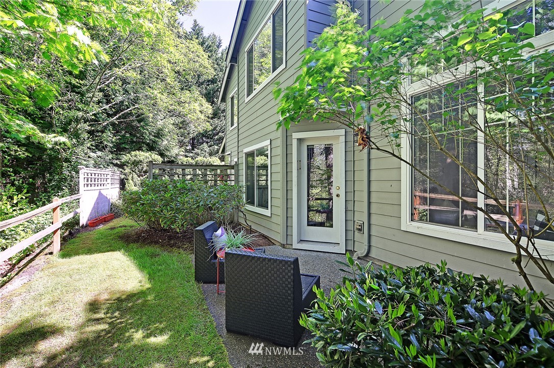 583 Elma Avenue Northeast Renton, WA 98059 - Photo 23 of 24 Gallery Image 23