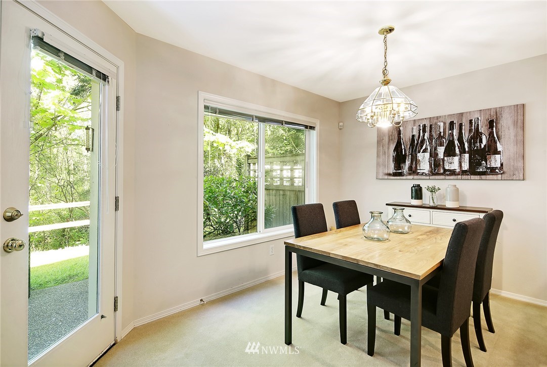 583 Elma Avenue Northeast Renton, WA 98059 - Photo 6 of 24 Gallery Image 6