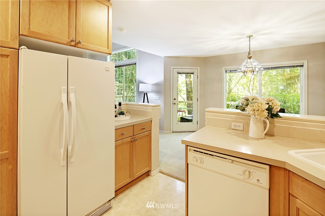 583 Elma Avenue Northeast Renton, WA 98059 - Photo 10 of 24 Gallery Image 10