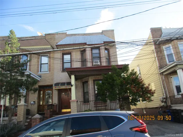 a view of multiple house