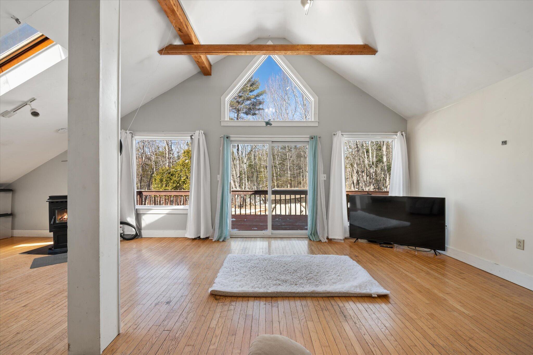 36 McKinnon Road Bucksport, VIC 3204 - Photo 9 of 47 09-Family Room