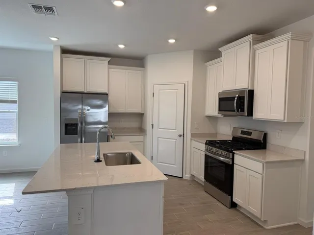 $2,400 | 12455 Northwest 138th Terrace, Alachua, FL 32615