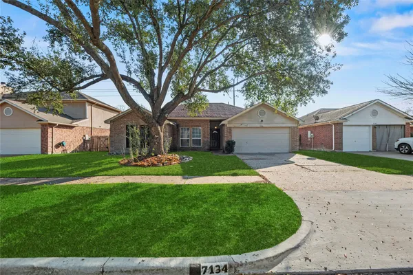 $1,975 | 7134 Prairie Village Drive, Cypress, TX 77433