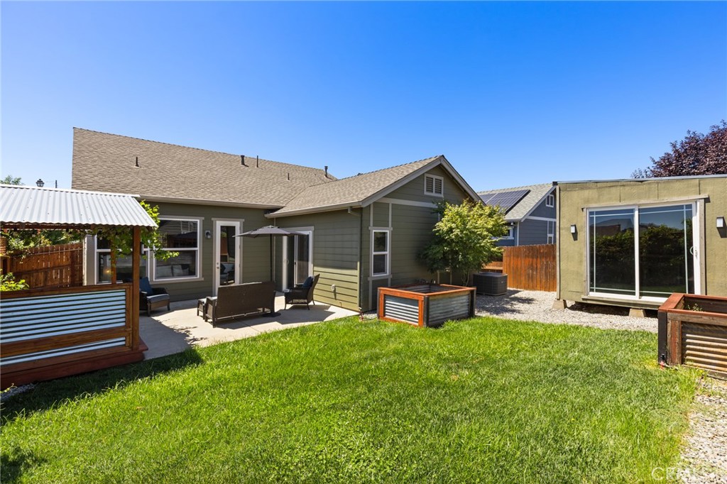 2970 East Eaton Road Chico, CA 95973 - Photo 21 of 25 Backyard _2970 Eaton Rd.