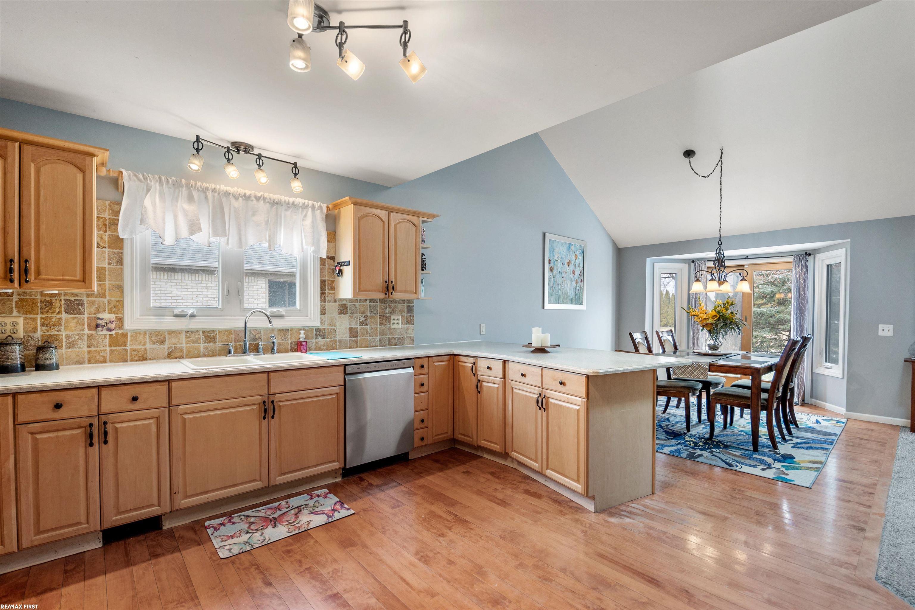 34443 Lillian Road Chesterfield, MI 48047 - Photo 6 of 46