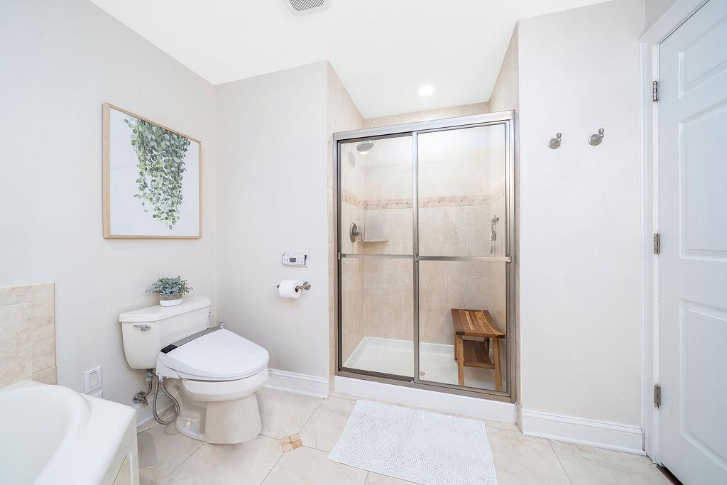 180 Edgewater Road, Unit 1G Cliffside Park, NJ 07010 - Photo 23 of 32 Gallery Image 23