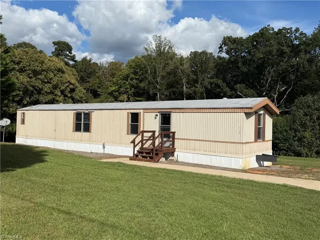 $169,900 | 6106 Highway 22, Climax, NC 27233