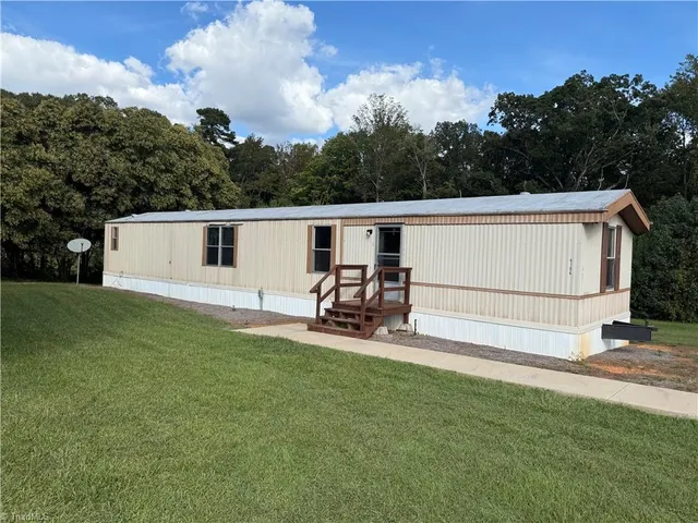 $169,900 | 6106 Highway 22, Climax, NC 27233